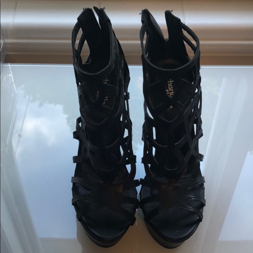 Charlotte Russe cutout wedges size 8!